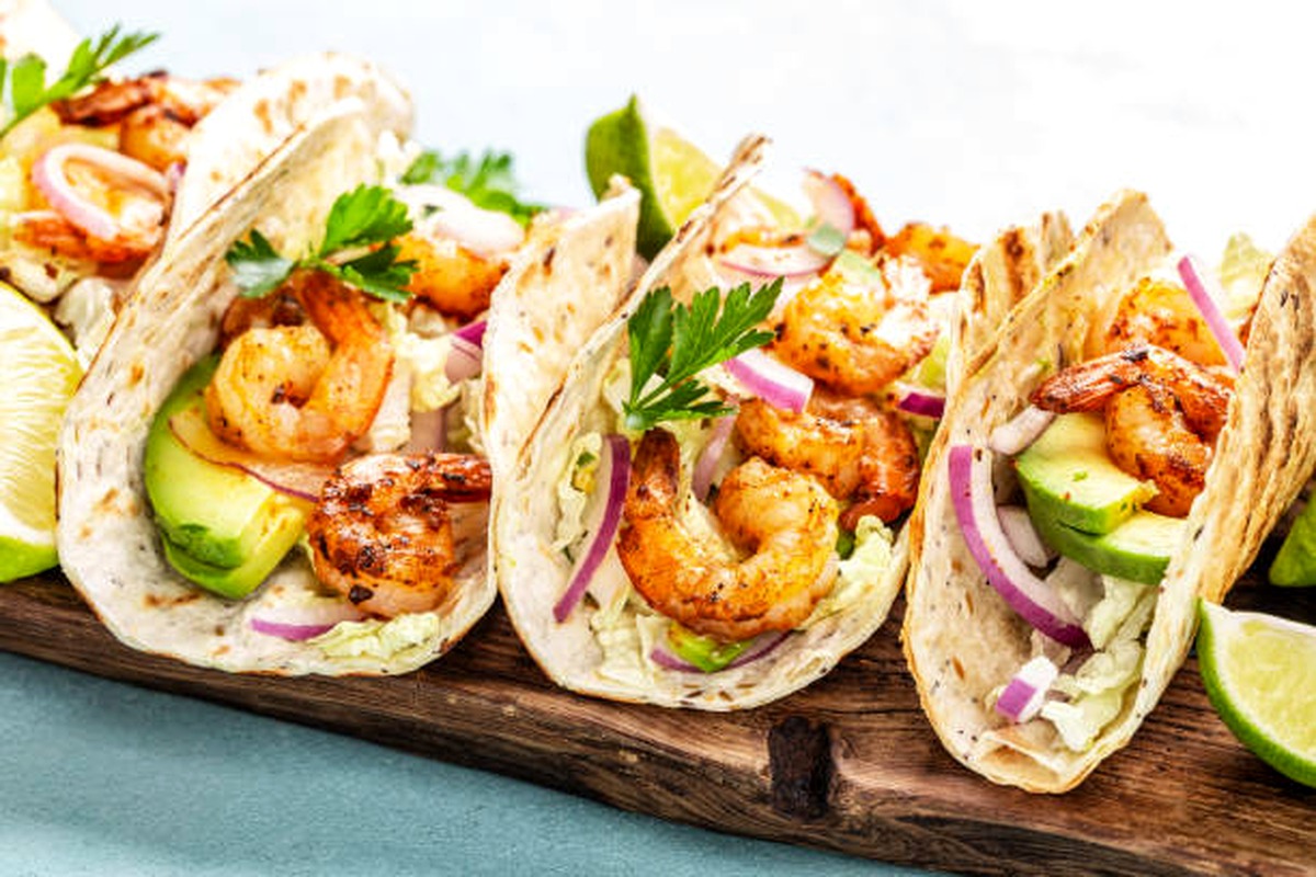 Three grilled shrimp tacos